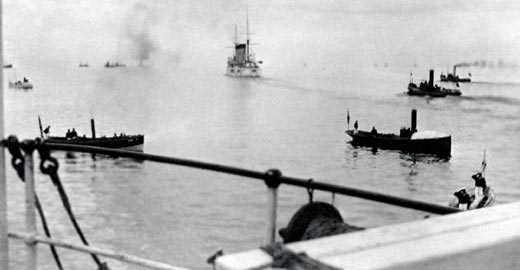 Корабли 2–й Тихоокеанской эскадры перед началом Цусимского сражения